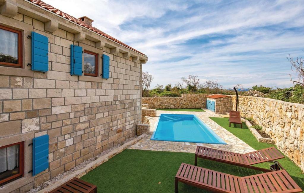 Mala Villa- Private Heated Pool ノヴァリャ エクステリア 写真